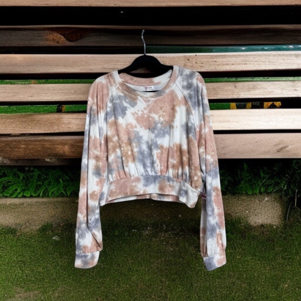 Flirtitude Active Tie Dye Pullover Crop Top Long Sleeves Reverse Seam Detail New